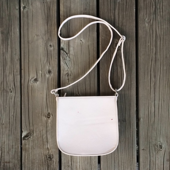 NWOT | CROSS BODY BAG - BLUSH PINK - Picture 2 of 3